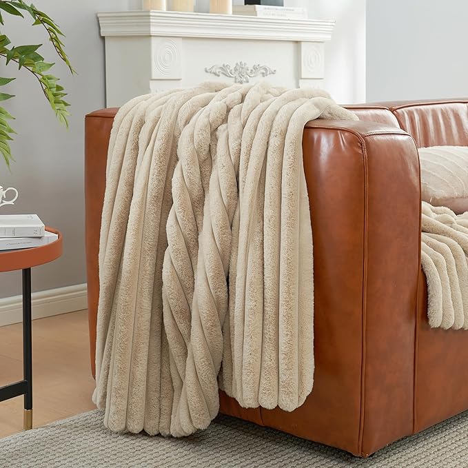 Amélie Home Faux Fur Throw Blanket for Couch, Cozy Fuzzy Fluffy Fur Luxurious Soft Striped Plush Gift Blankets for Family Sofa Chair Bed Living Room Bedroom, 55"x70", Beige