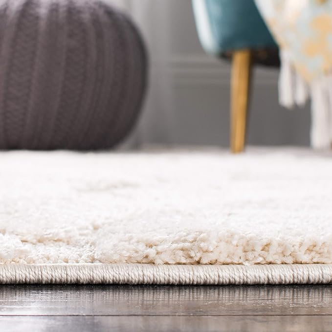 SAFAVIEH Florida Shag Collection Accent Rug - 3'3" x 5'3", Creme & Creme, Scroll, Non-Shedding & Easy Care, 1.2-inch Thick Ideal for High Traffic Areas in Entryway, Living Room, Bedroom (SG455-1111)