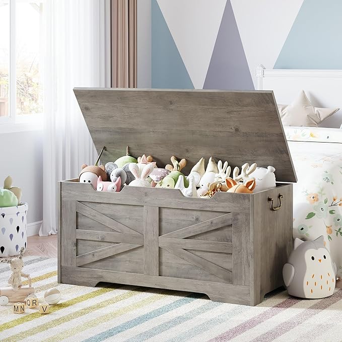GarveeHome 39.4" Storage Chest, Toy Chest With Lids, Entryway Storage Bench with Safety Hinge, Wooden Storage Trunk, Supports 350 Lb, for Living Room, Bedroom,Gray