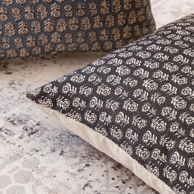 Foindtower Set of 2 Decorative Vintage Floral Print Throw Pillow Covers Neutral Modern Farmhouse Cushion Covers Boho Home Decor for Sofa Couch Chair Bedroom Living Room Outdoor,20×20 Inch,Black